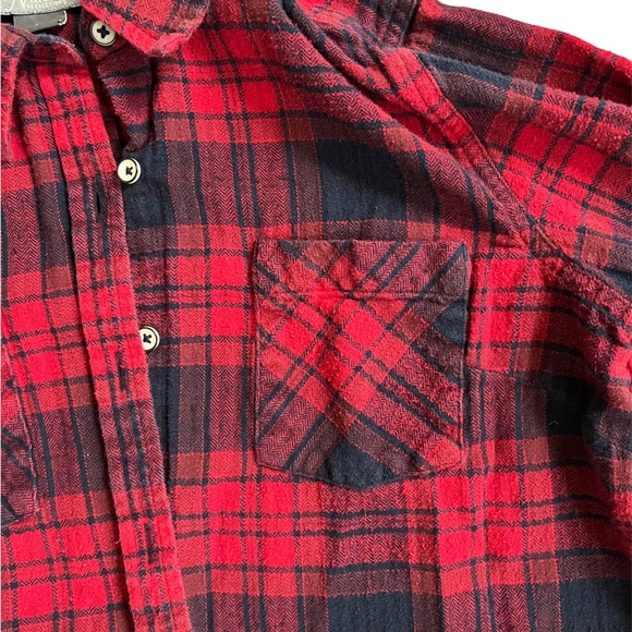 Natural Reflections long sleeve red and black flannel size medium - Picture 2 of 7
